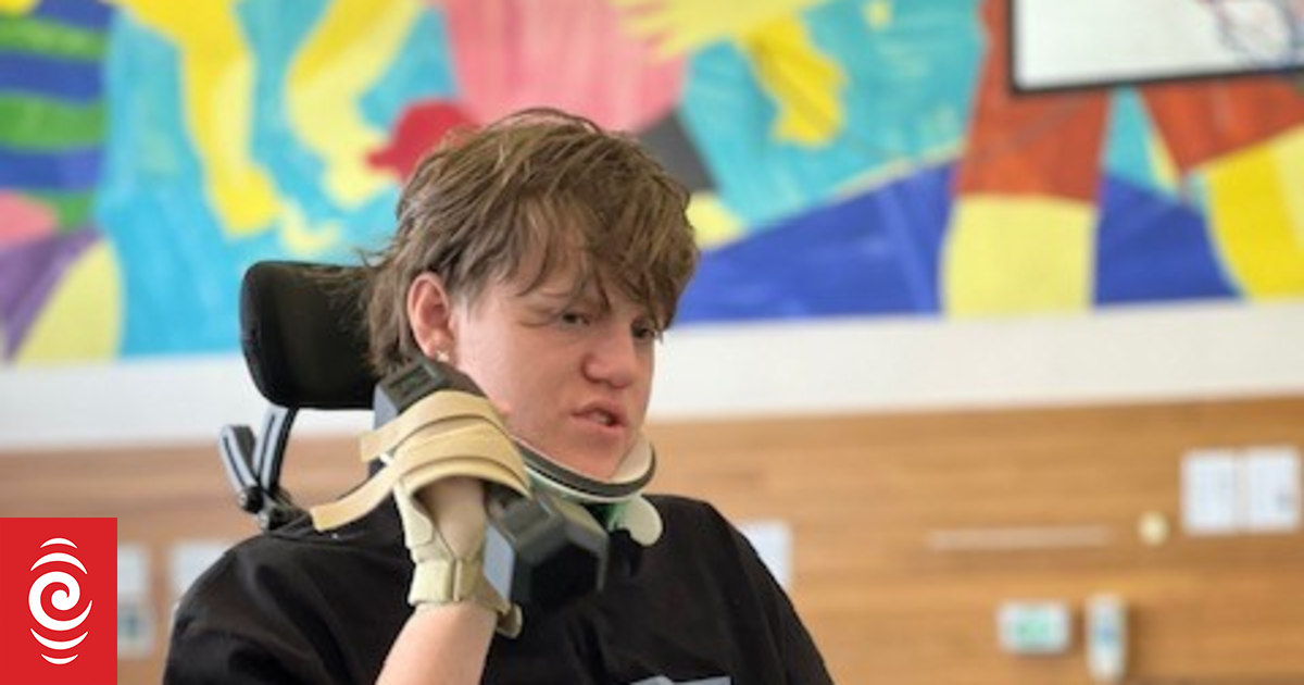 Community rallies around teen paralysed after hitting sand bank at Riversdale Beach