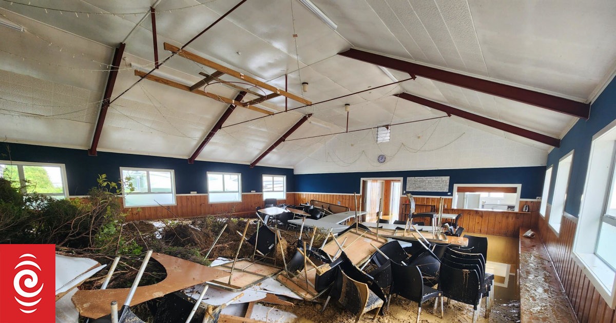 Live: Flooding in Northland isolates communities, prompts warnings