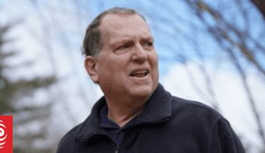 Man who received experimental pig kidney transplant now has human organ