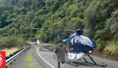Local pilots to the rescue after dozens left stranded in Waioeka Gorge