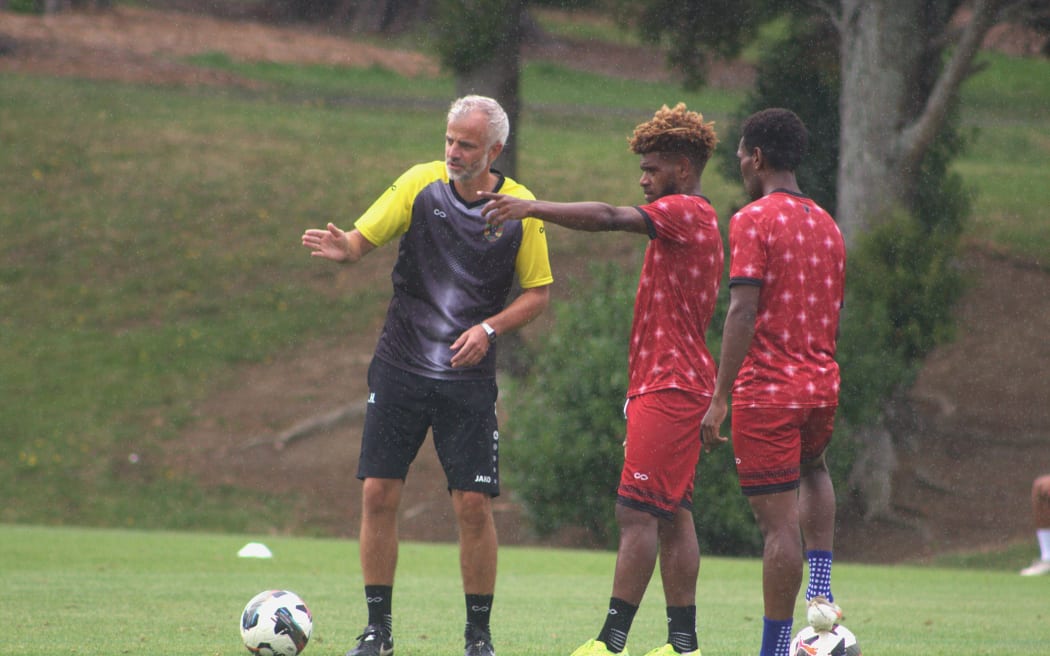 Vanuatu United FC Head Coach Lars Hopp gives his team some pointers.
