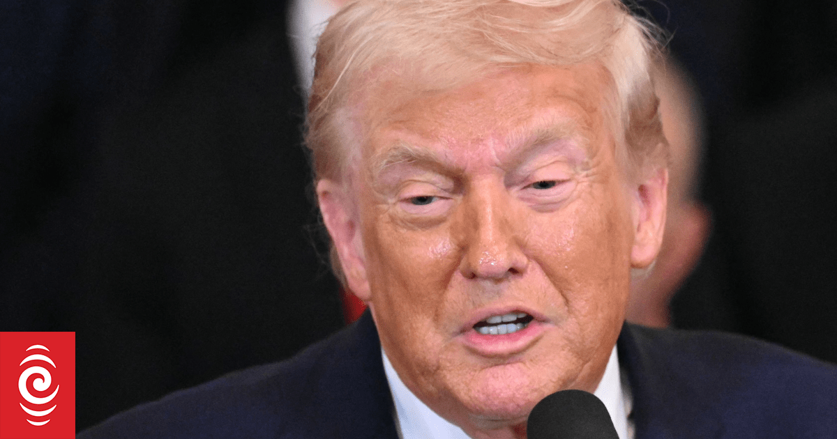 Donald Trump threatens Iran with 'major destruction' as US fleet arrives in Gulf