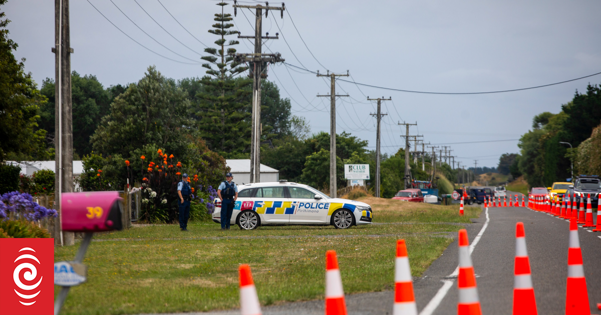 Man dead, woman and two teenagers critically wounded in Waitārere Beach shooting
