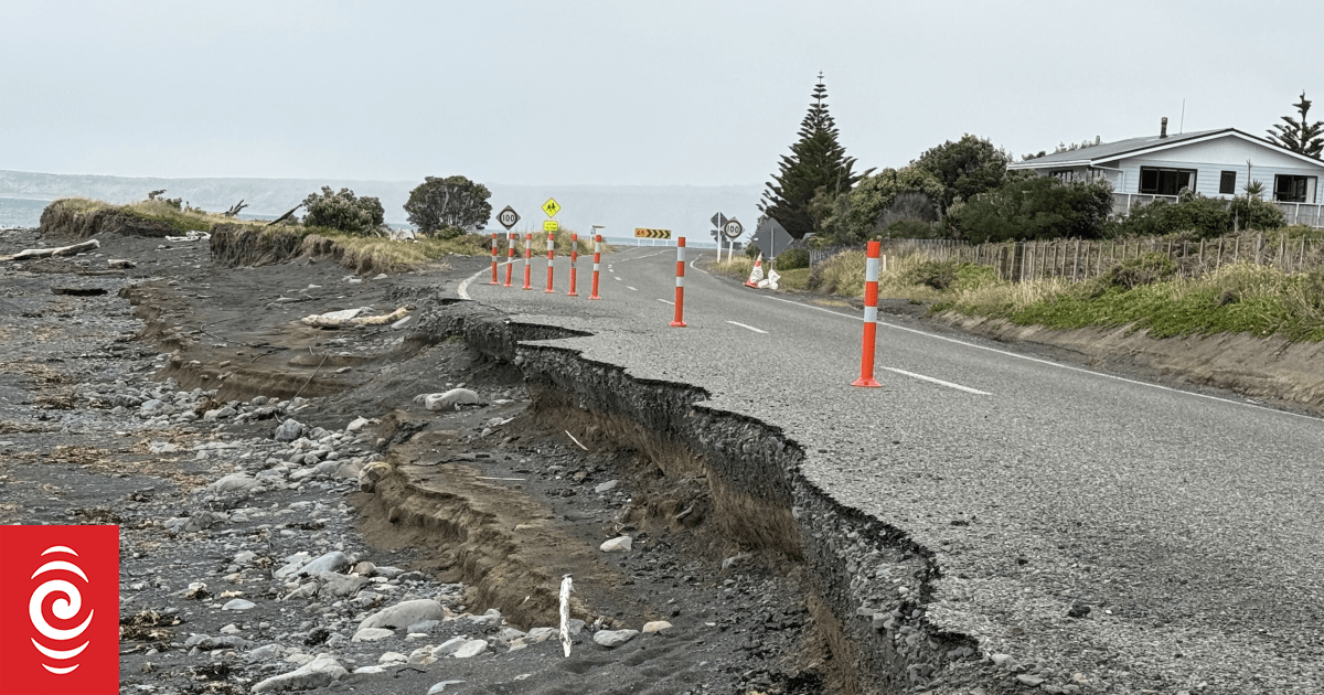 Fight to save tourist route from the sea