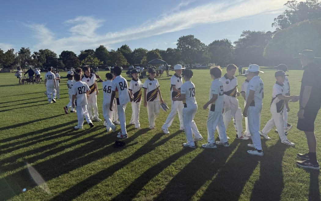 Year 7 Wellington Collegians Black were grateful for some shade during their game against Parnell Raiders XI at Park Island on Thursday afternoon. Supplied / Wellington Collegians Cricket Club