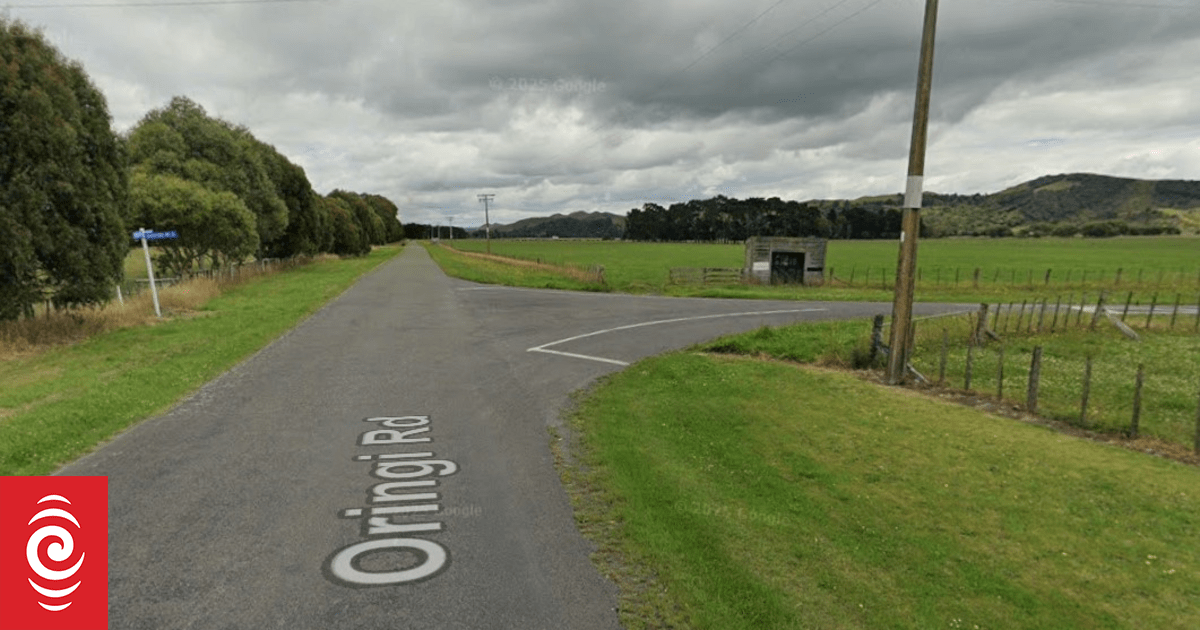 One dead after two motorbikes crash in Tararua District