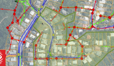 Burst pipes sees more than 100 Wellington homes left without water