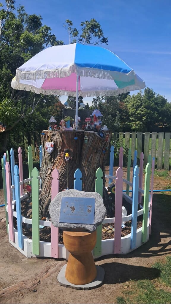 Field children memorial in Sanson