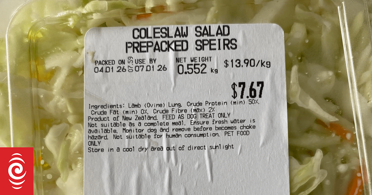 Coleslaw goes to the dogs