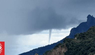 Boatie captures waterspout in Whangārei Harbour