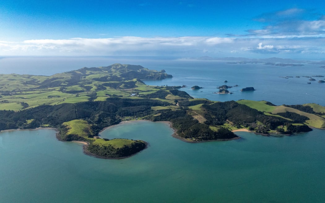 A new era is dawning for Treaty of Waitangi negotations over this Bay of Islands vista, after Ngāpuhi’s first Crown Deed of Mandate recognition for a local hapū grouping. Te Whakaaetanga Trust’s claim stretches from Purerua Peninsula (foreground)to Cape Brett and includes the Ipipiri Islands