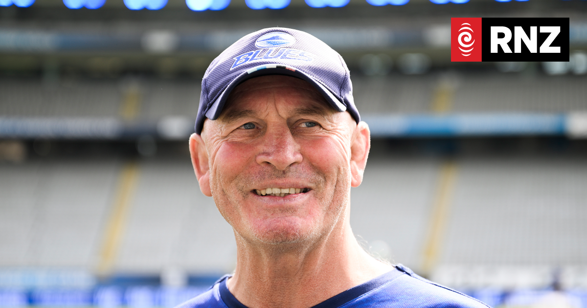 Vern Cotter to leave Blues, rules himself out of All Black coaching contention