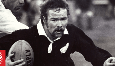 Former All Blacks wing Grant Batty dies, aged 74