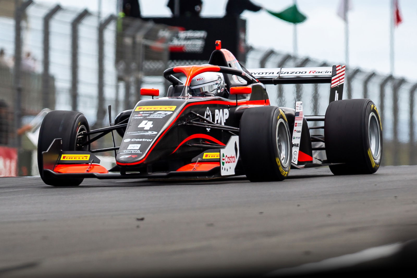 Ex-McLaren junior clinches first Formula Regional Oceania pole