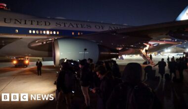 'Minor electrical issue' on Air Force One delays Trump Davos visit