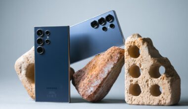 Image of two blue Samsung phones