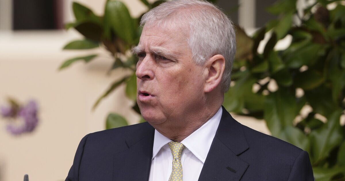 Andrew Mountbatten-Windsor dealt ‘bitter blow’ after 'losing everything' | Royal | News