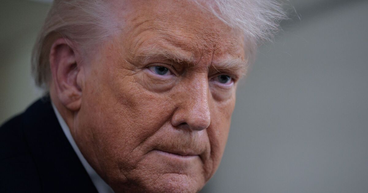 White House staff called doctor to sound alarm over 'mental instability' | World | News