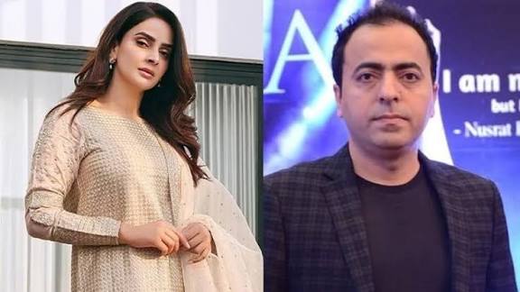Journalist Naeem Hanif Publicly Apologises to Saba Qamar Over Defamatory Claims