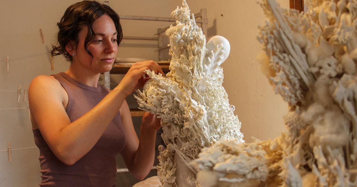 Intricate porcelain sculptures born out of winter | Arts & Entertainment