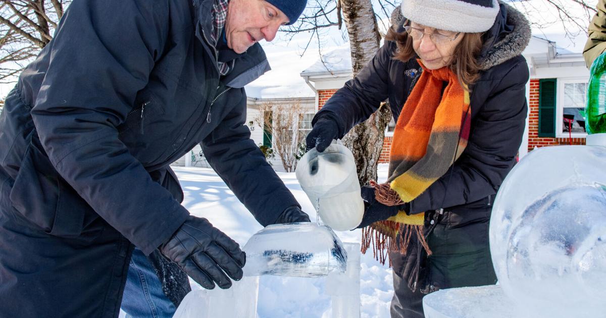 Landis Homes residents build sculptures with ice [photos] | Local News