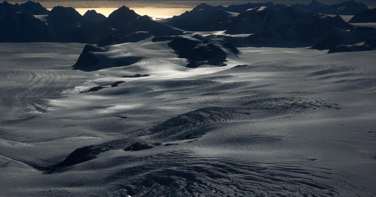 Experts warn of economic impact of a US acquisition of Greenland