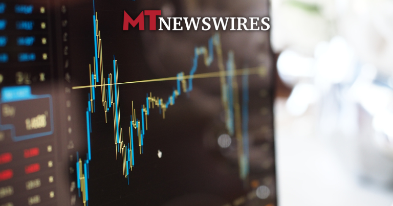 New Zealand Shares Fall Slightly Amid US Fed Independence Worries; Rakon Receives Takeover Notice From US-Based Electronics Firm