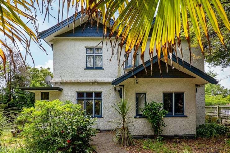An architecturally designed home on Garden Road, in Fendalton, Christchurch,  attracted the interest of local families. Photo / Supplied