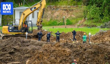 'Highly unlikely' those trapped by Mount Maunganui landslide have survived, NZ police say