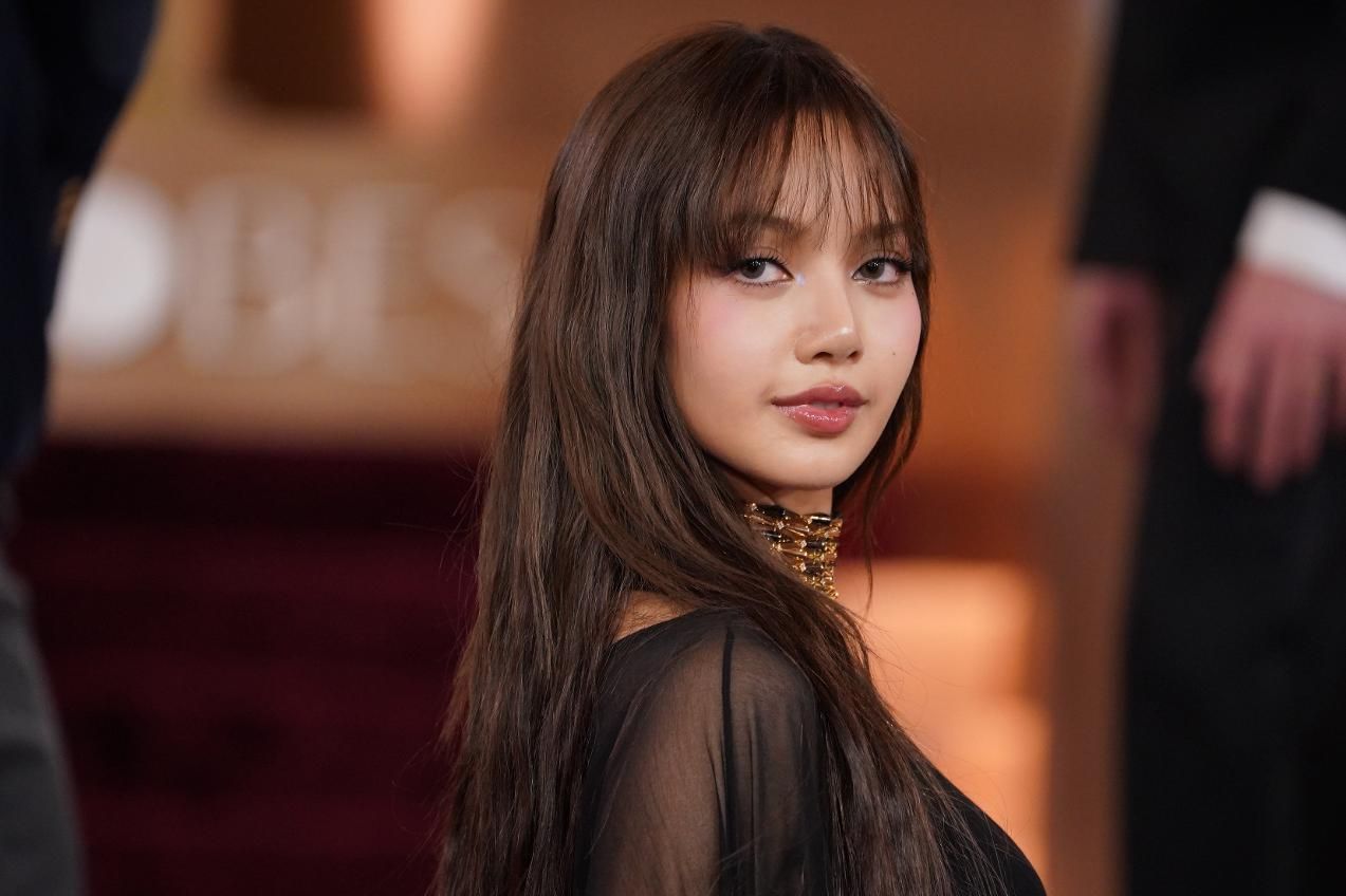 BLACKPINK's Lisa steals spotlight in sheer Golden Globes look