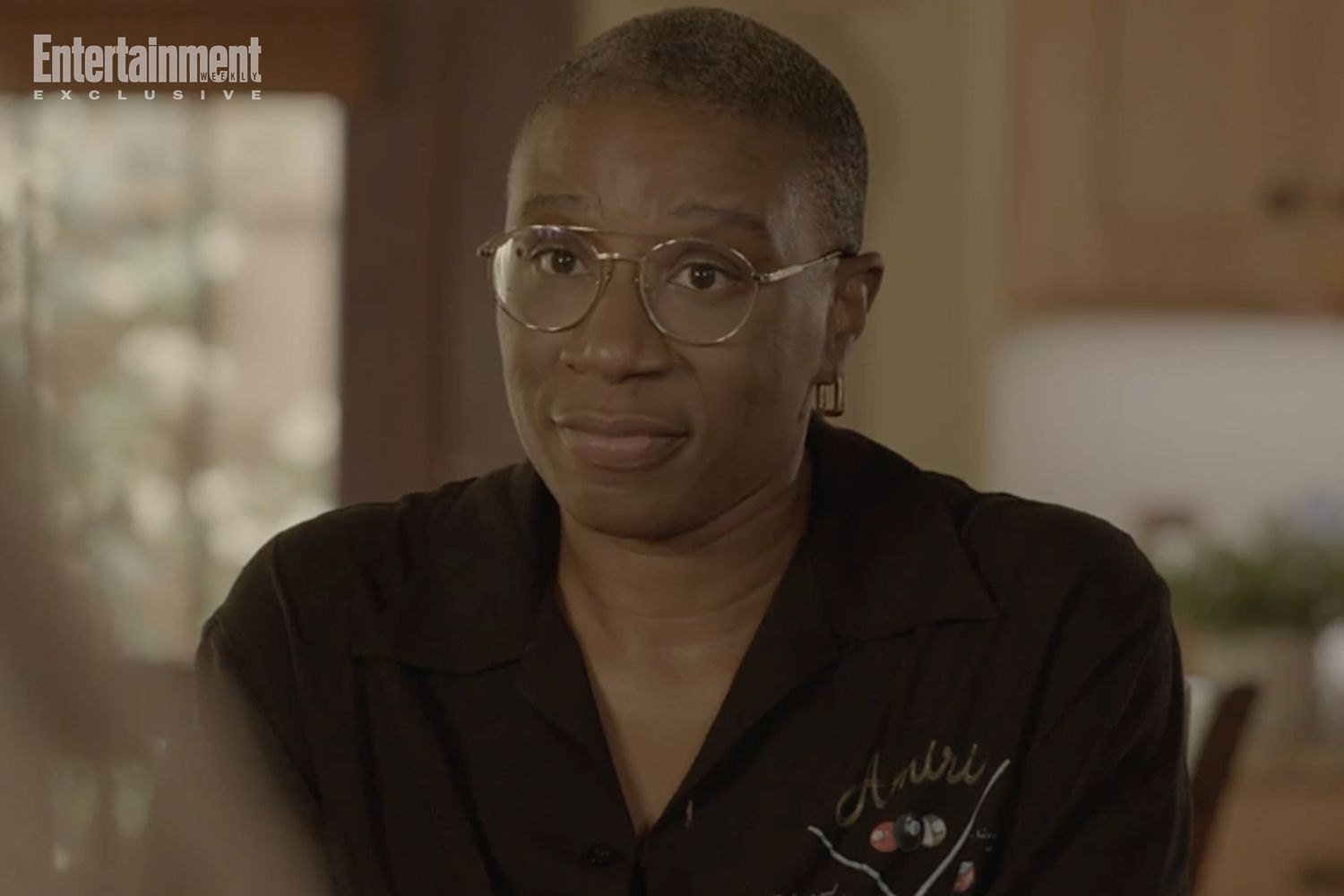 '9-1-1's Hen reveals her incurable disease to her kids in exclusive preview clip