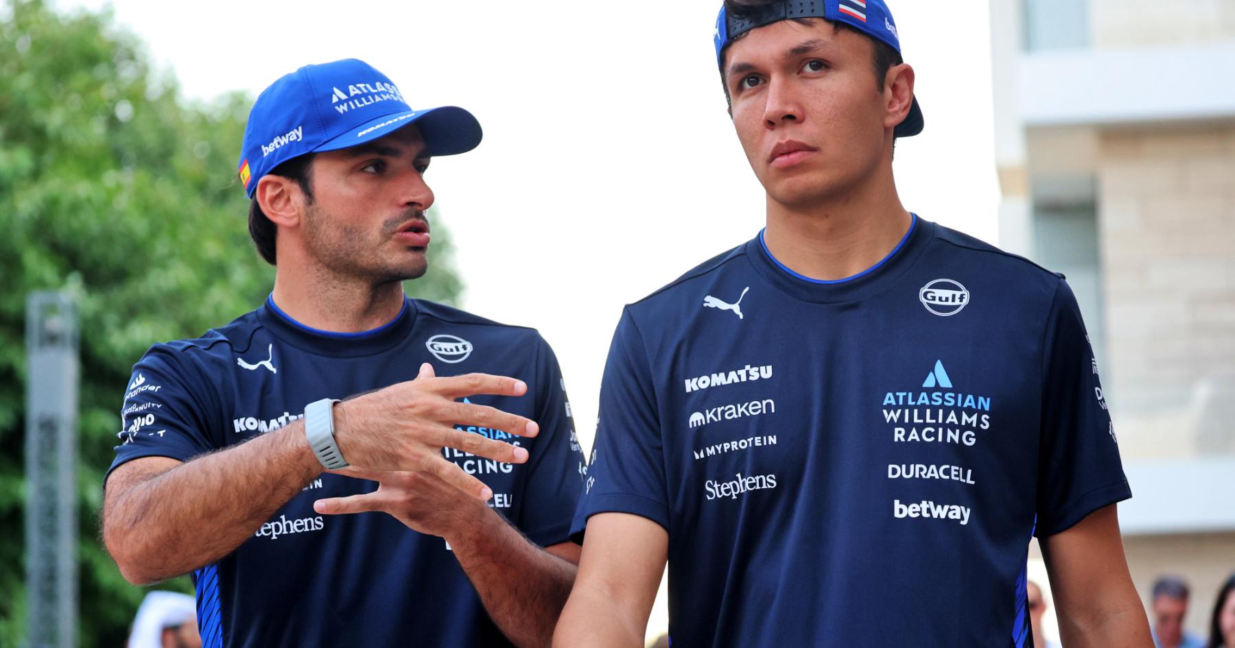 Williams suffer major F1 test blow as Lewis Hamilton provides aero glimpse - RacingNews365 Review - racingnews365.com