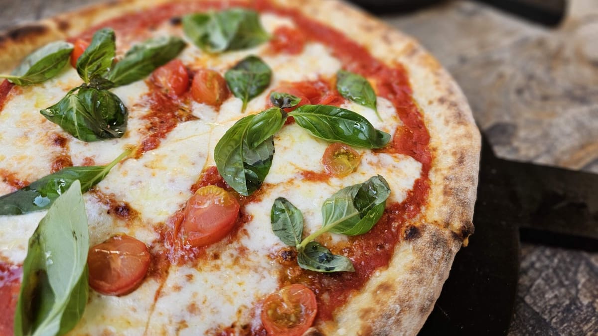 Italian man sues restaurant after promotional video exposes his affair