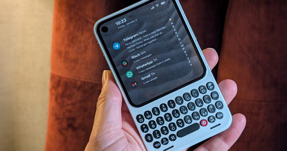 I held the Clicks Communicator, and it blends the QWERTY past with modern tech like no other phone