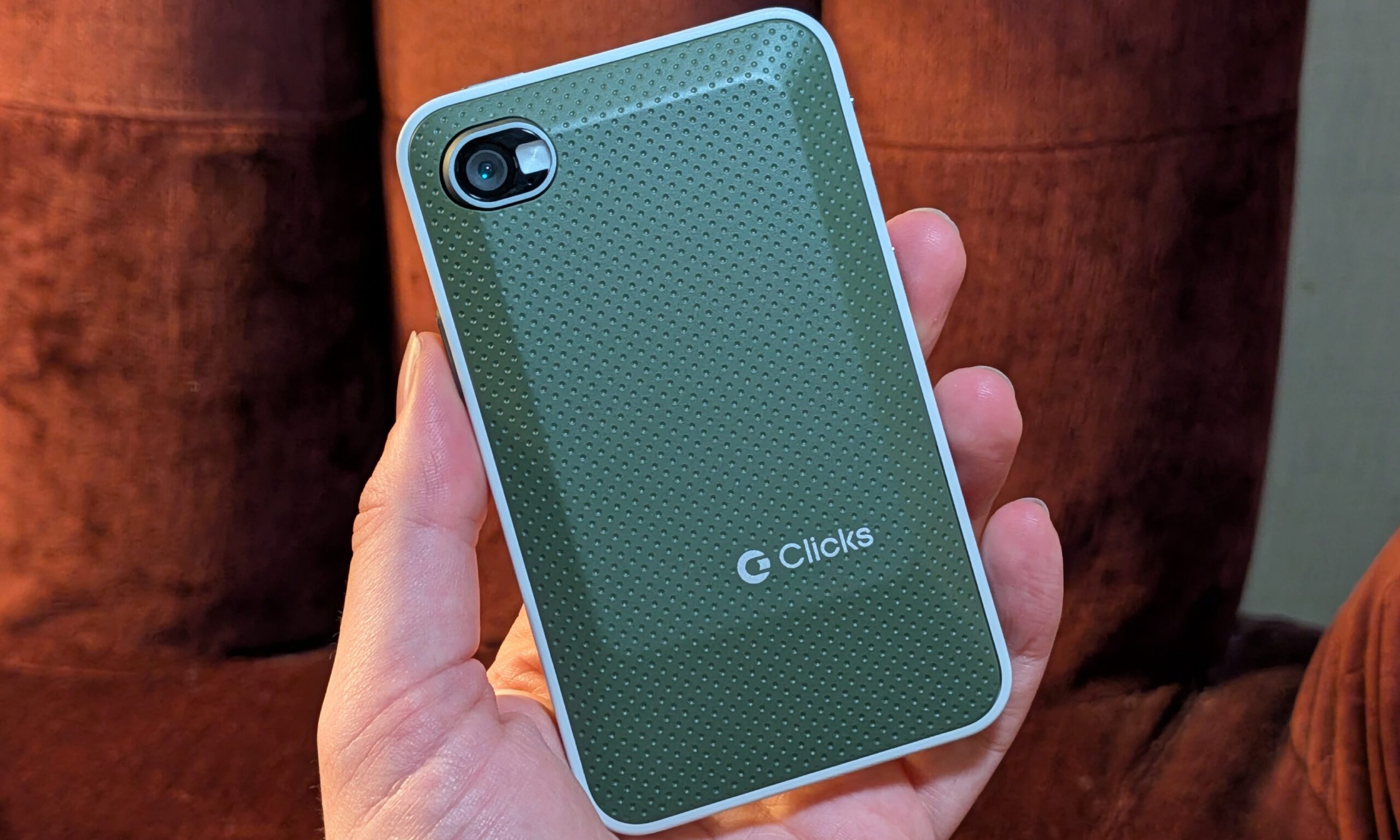 Clicks Communicator rear in hand