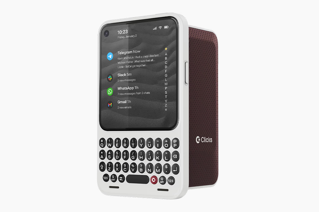 Clicks Communicator Phone 0 Hero