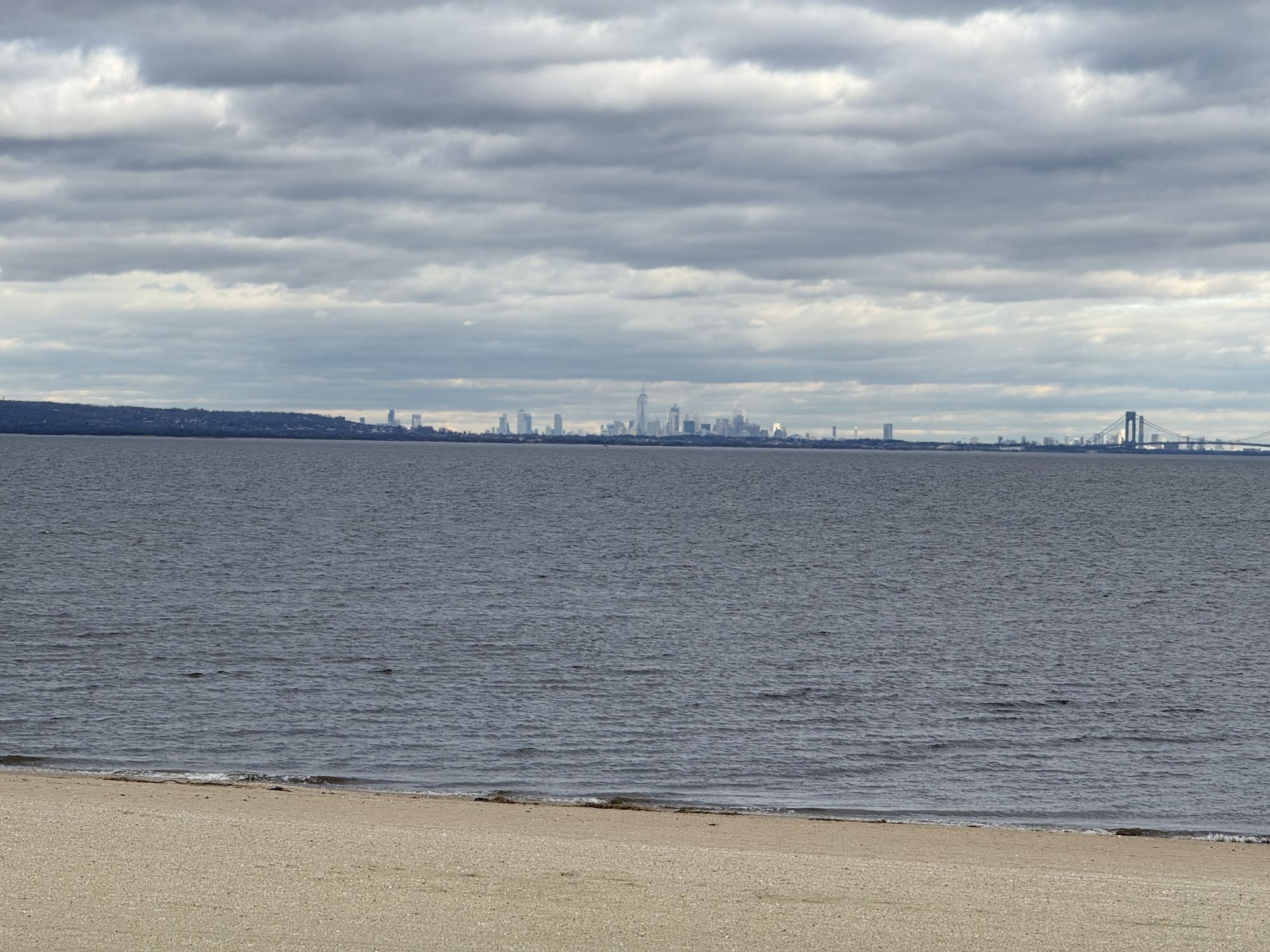 Shiftcam 240mm Super Zoom Tele zoom sample.