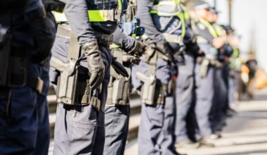 Victoria Police to deploy semiautomatic rifles at Australian Open for safety