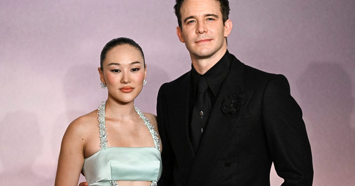 Bridgerton season 4's leads on their Cinderella story and steamy river scene