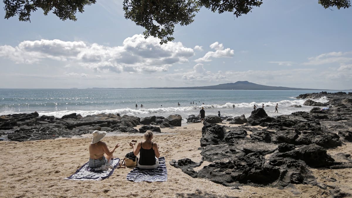 MetService forecast: Heat returns as NZ set for one of summer’s warmest, driest weeks
