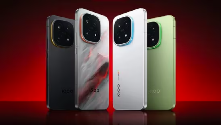 iQOO 15 Ultra to Launch in February With Built-In Fan, 144Hz Display and 7,000mAh Battery