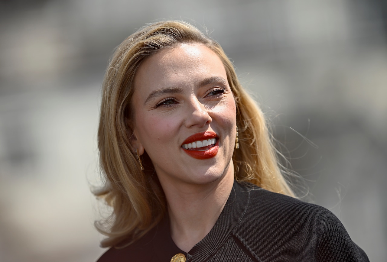 Zoe Saldaña dethrones Scarlett Johansson as highest-grossing actor of all time
