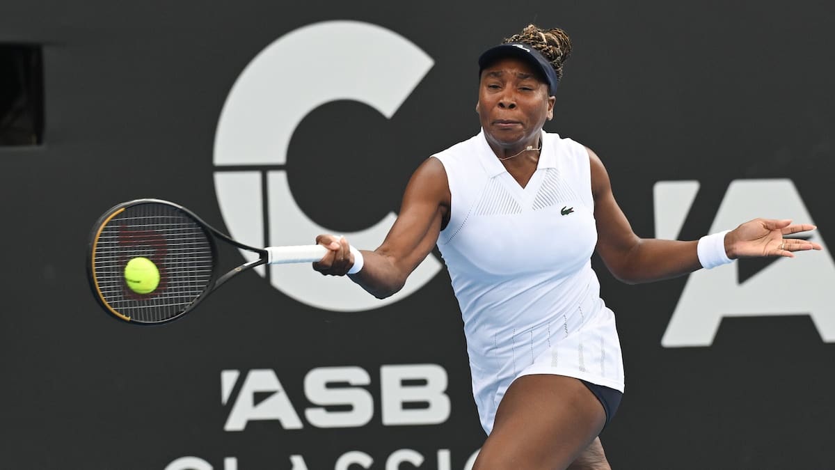 Venus Williams exits ASB Classic in first round after loss to Magda Linette