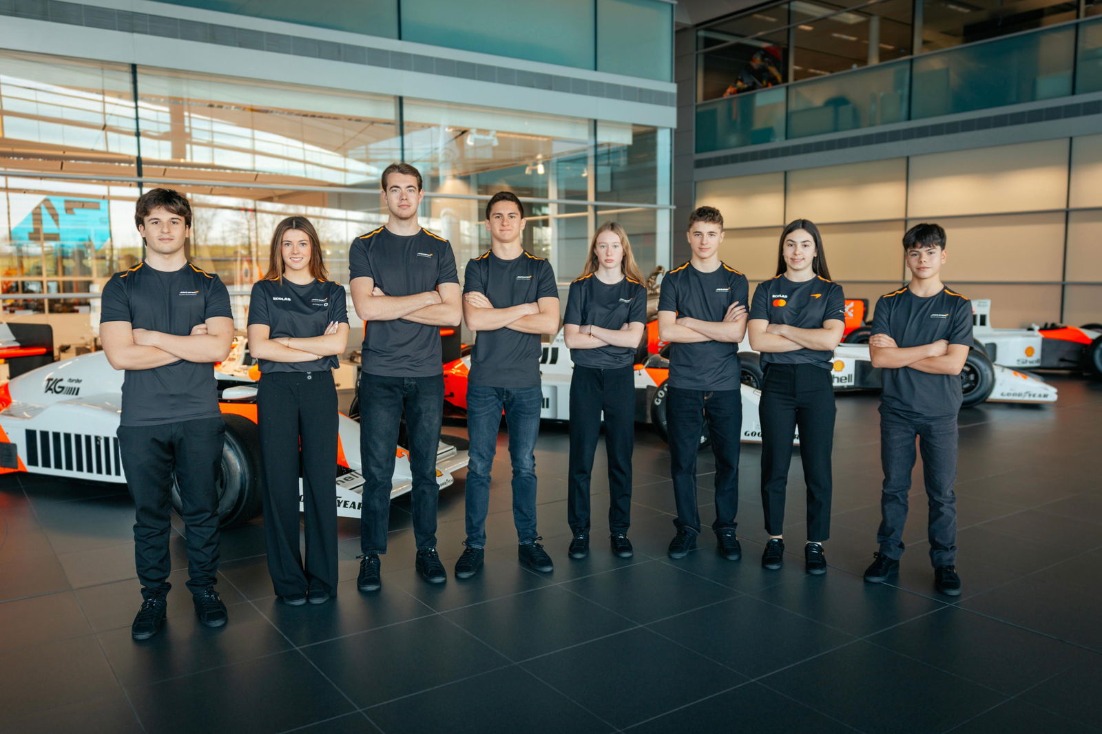 McLaren completes 2026 driver line-up