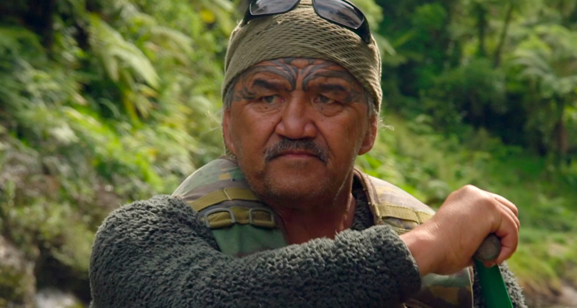 Ned Tapa, a Māori leader, paddles down the Whanganui River in New Zealand. Credit: Richard Sidey