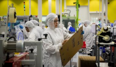 NZ sharemarket ends volatile day up 0.7% – Market close