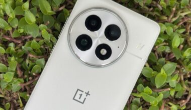 OnePlus 13 Gets Bypass Charging and 50MP Photo Editing in Latest Update