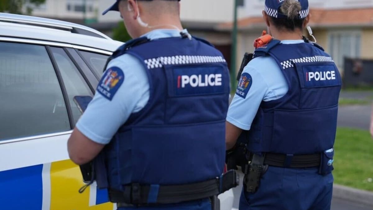 Police seize 11 cars, make arrest after muscle car weekend in North Canterbury - nzherald.co.nz