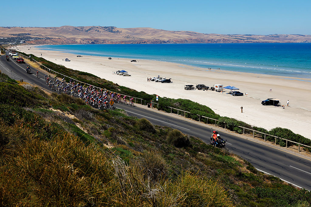 WILLUNGA, AUSTRALIA - JANUARY 17: A general view of the peloton competing at Aldinga Beach landscape during the 10th Santos Women&amp;apos;s Tour Down Under 2026, Stage 1 a 137.4km stage from Willunga to Willunga 134m / #UCIWWT / on January 17, 2026 in Willunga, Australia. (Photo by Con Chronis/Getty Images)