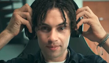 Razer unveils Project Motoko: A display-free AR headset for AI interaction and training